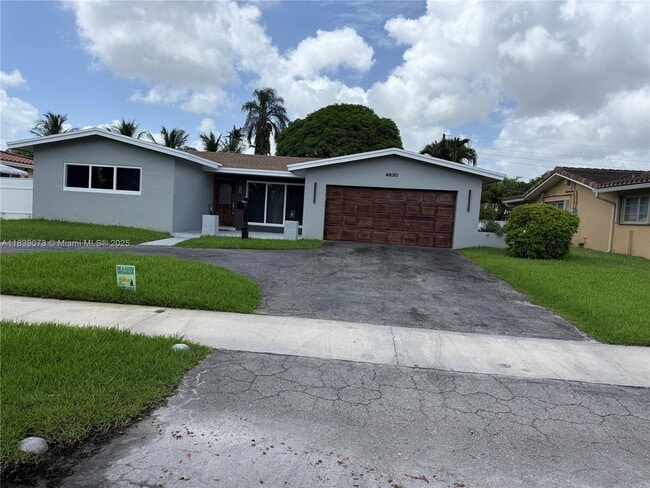 4630 Buchanan St in Hollywood, FL - Building Photo - Building Photo
