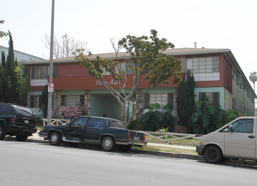 Patio Apartments in Los Angeles, CA - Building Photo