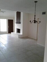 9610 Wellsworth Dr in Houston, TX - Building Photo - Building Photo