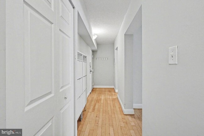 11619 Stoneview Square in Reston, VA - Building Photo - Building Photo