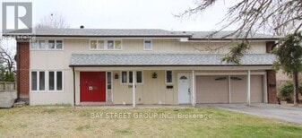 1990 Liverpool Rd in Pickering, ON - Building Photo