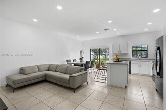 757 SW 11th St in Florida City, FL - Building Photo - Building Photo