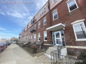 180 N Beacon St, Unit #3 in Brighton, MA - Building Photo