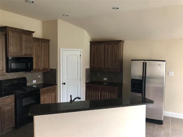 6504 Ashland Dr in Greenville, TX - Building Photo - Building Photo