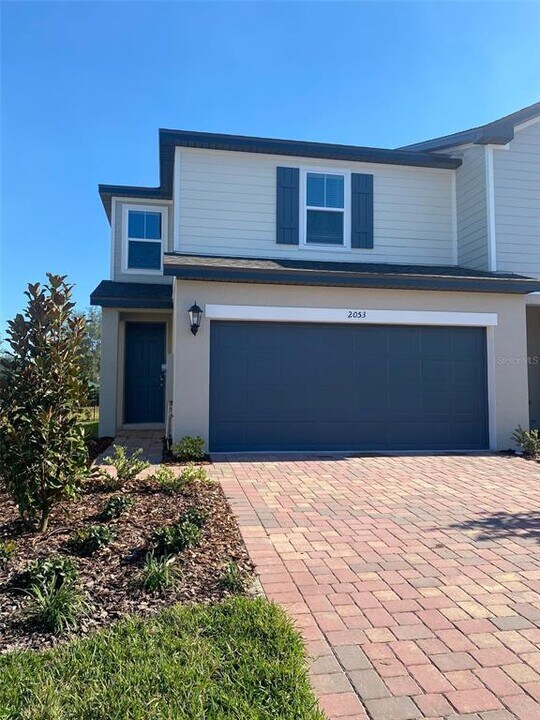 2053 Milkweed St in Ocoee, FL - Building Photo