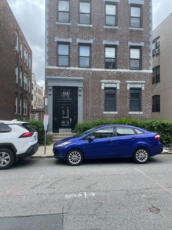 property at 324 Summit Ave