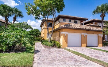 8231 NW 127th Ln in Parkland, FL - Building Photo - Building Photo