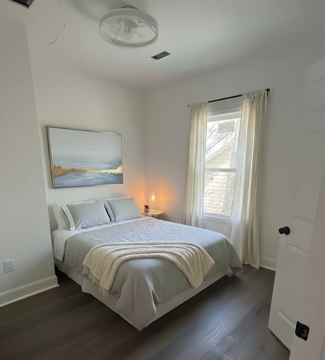 property at 2827 E 5th Ave