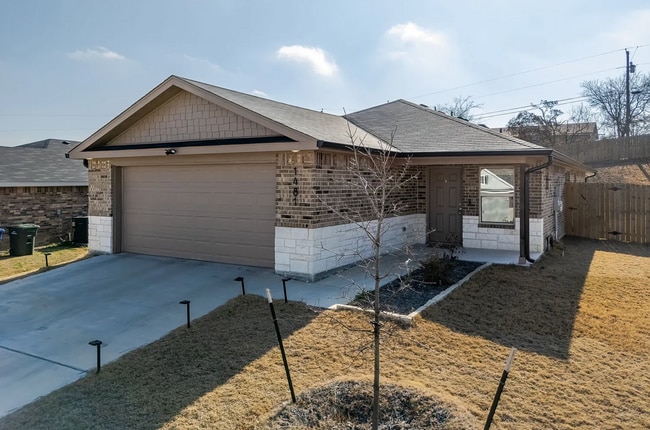 property at 1481 Dryden Ave