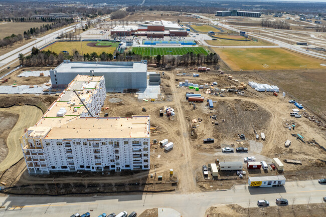 Broadmoor Reserve in Omaha, NE - Building Photo - Building Photo