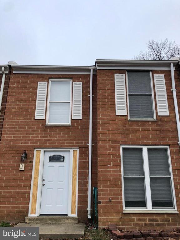 property at 2 Oak Dr
