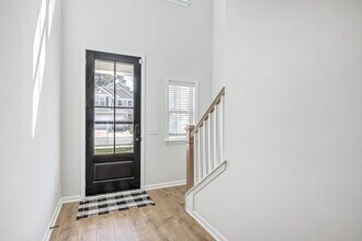 132 McClellan Way in Summerville, SC - Building Photo - Building Photo