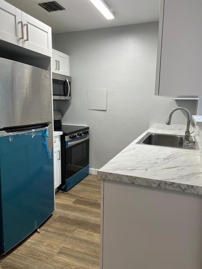 130 NE 171st Terrace in Miami, FL - Building Photo - Building Photo