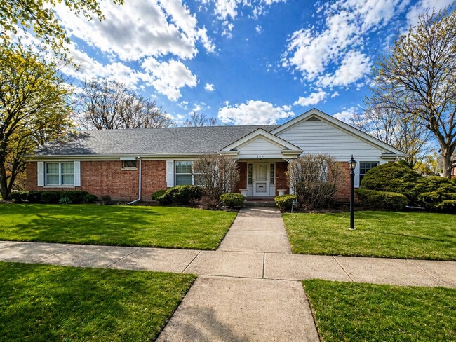 200 Cherry St in Park Ridge, IL - Building Photo - Building Photo