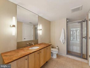 1025 1st St SE, Unit 202 in Washington, DC - Building Photo - Building Photo