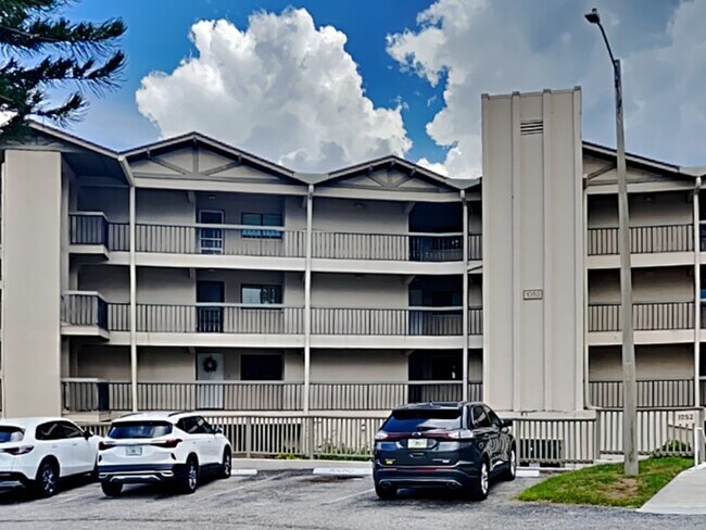 1054 Lotus Cove Ct