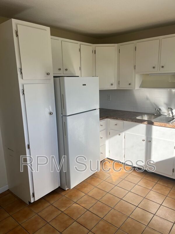 841 Tucker Rd in Dartmouth, MA - Building Photo - Building Photo