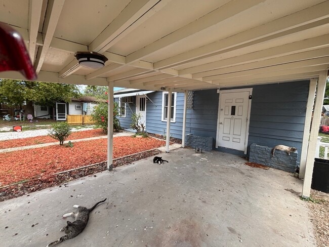 5731 Mitchell Ct in New Port Richey, FL - Building Photo - Building Photo