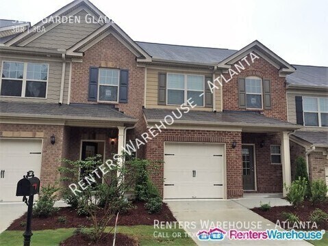 3278 Garden Glade Ln in Lithonia, GA - Building Photo