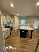255 Webster Lake Dr in Temple, GA - Foto de edificio - Building Photo
