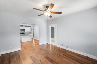 3108 Indiana St in Baytown, TX - Building Photo - Building Photo