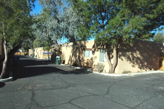 4325-4335 E Fairmount St in Tucson, AZ - Foto de edificio - Building Photo