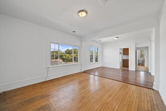 106 N Main St in Walworth, WI - Building Photo - Building Photo