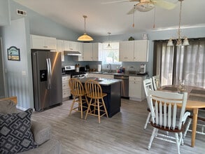 10 Allagash Trail in Narragansett, RI - Building Photo - Building Photo