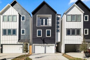 6330 Del Rio St in Houston, TX - Building Photo