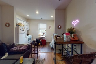 1739 W Berks St in Philadelphia, PA - Building Photo - Building Photo