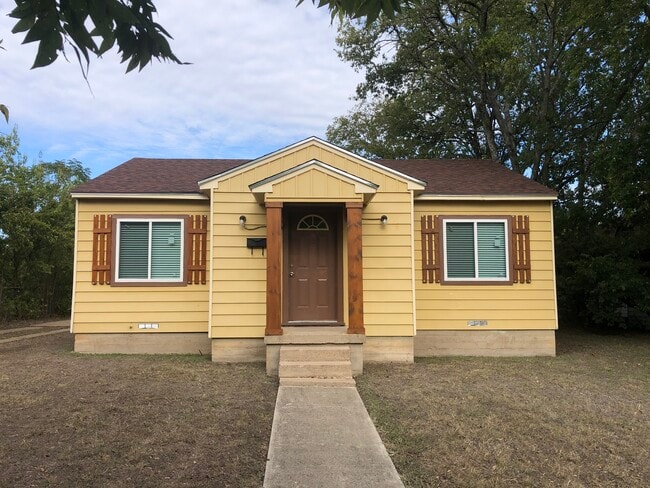 property at 703 Northside Dr