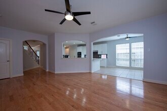 3238 Enclave Ln in Houston, TX - Building Photo - Building Photo