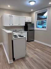 5813 Cunard St in Halifax, NS - Building Photo - Building Photo