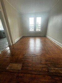 4806 Reisterstown Rd photo'