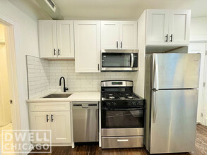 1362 N Bosworth Ave, Unit 1# in Chicago, IL - Building Photo - Building Photo