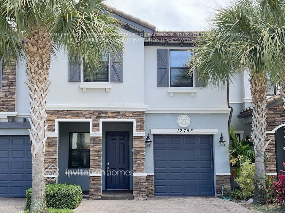 12763 Anthorne Ln in Boynton Beach, FL - Building Photo