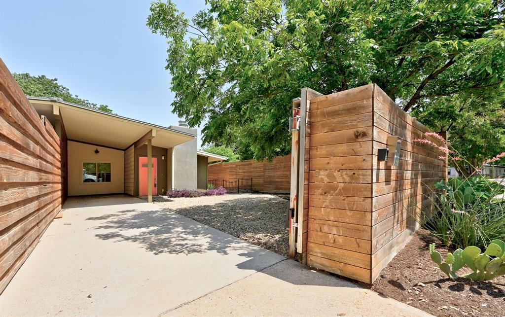 2115 Ann Arbor Ave in Austin, TX - Building Photo