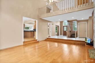 38W199 Heatherfield Dr in Elgin, IL - Building Photo - Building Photo