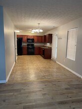 7128 Blue Stream Ct in Louisville, KY - Building Photo - Building Photo