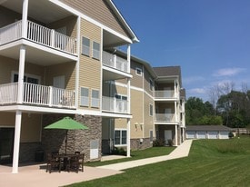 Park Creek Apartments in Williamsville, NY - Building Photo