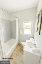 1017 W Huntingdon St in Philadelphia, PA - Foto de edificio - Building Photo