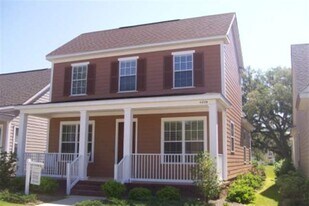 4239 Raleigh Way in Tallahassee, FL - Building Photo