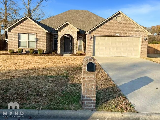 property at 113 Earnhardt Cir
