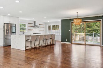 8323 Cliffside Dr in Charlotte, NC - Building Photo - Building Photo