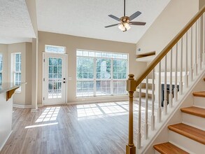 3528 Longhaven Xing in Antioch, TN - Building Photo - Building Photo