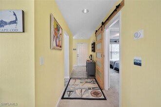1210 Yesica Ann Cir in Naples, FL - Foto de edificio - Building Photo