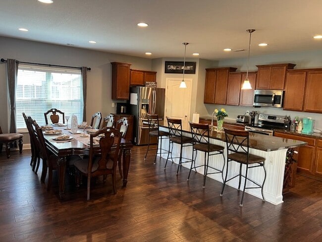 1170 Looking Glass Ln in Knoxville, TN - Building Photo - Building Photo