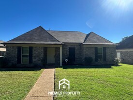 1144 Blake Rd in Memphis, TN - Building Photo