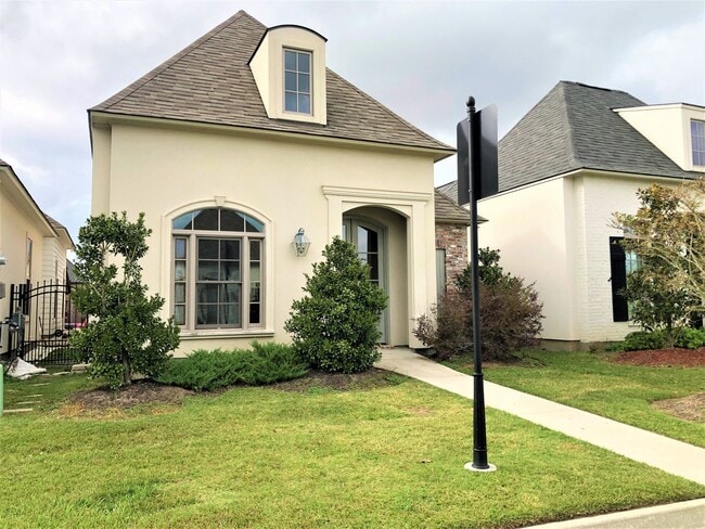 property at 14022 Knoll Park Pl