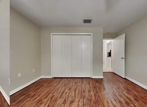 13006 Creek Manor Ct in Riverview, FL - Building Photo - Building Photo